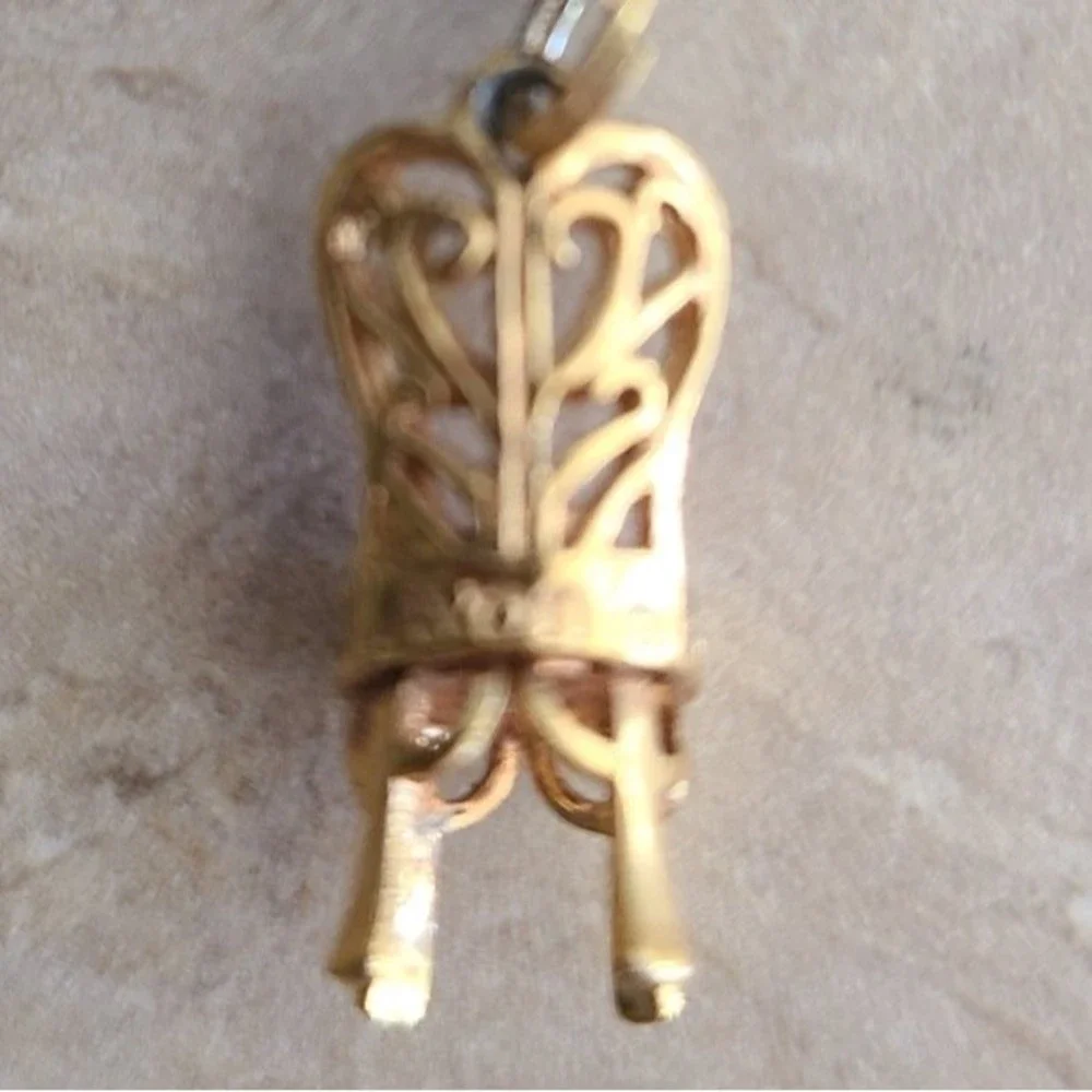 Vintage Avon Victorian Charm Bracelet